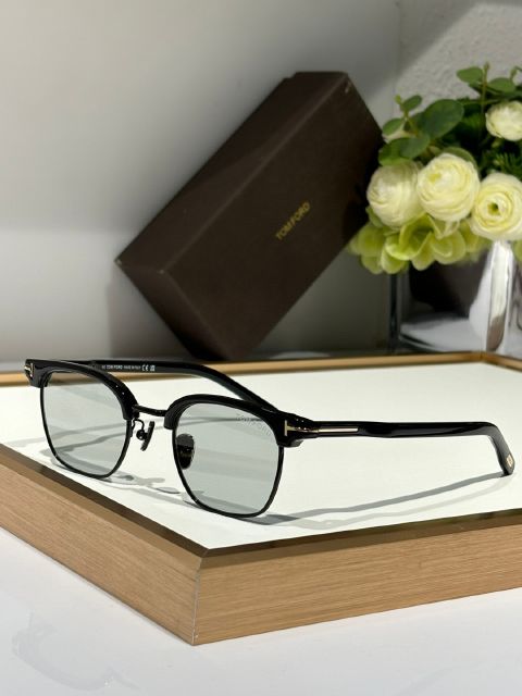 Beautiful High Quality Fake Tom Ford Sunglasses