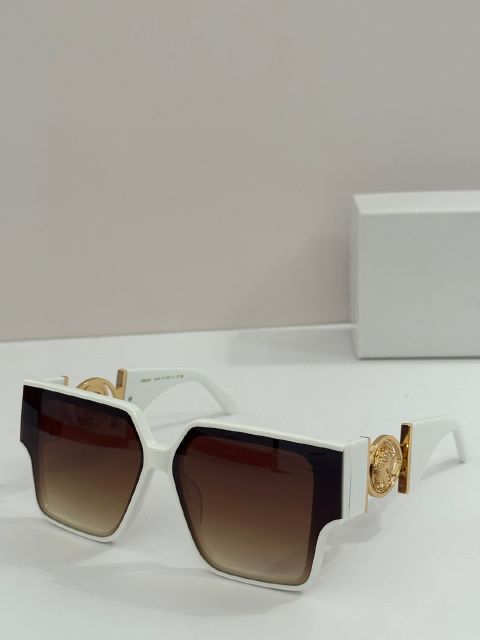 Beautiful Top Quality Versace Knock Off Sunglasses