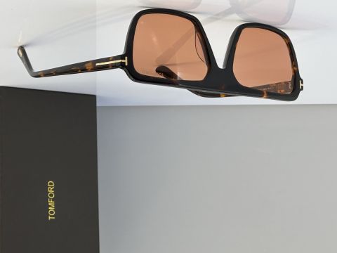 Best Quality Knock Off Tom Ford Sunglasses Figure Frame