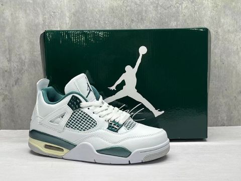 Casual Low Upper men Jordan 4 Sneakers replicas