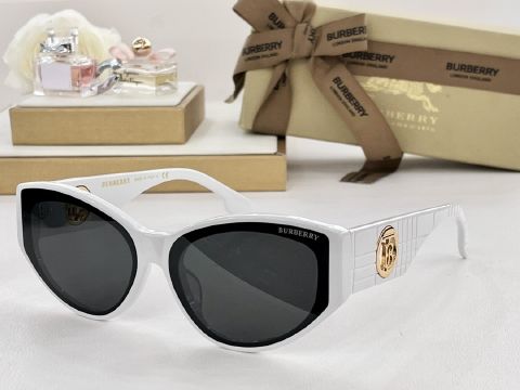 Fake Burberry Anti-UV Sunglasses White with Grey