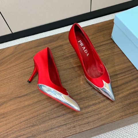 Fashion Prada Women Replica Pointed toe leather shoes Red