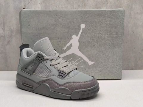 High Quality Mid Upper Fake Men Jordan 4 Sneakers