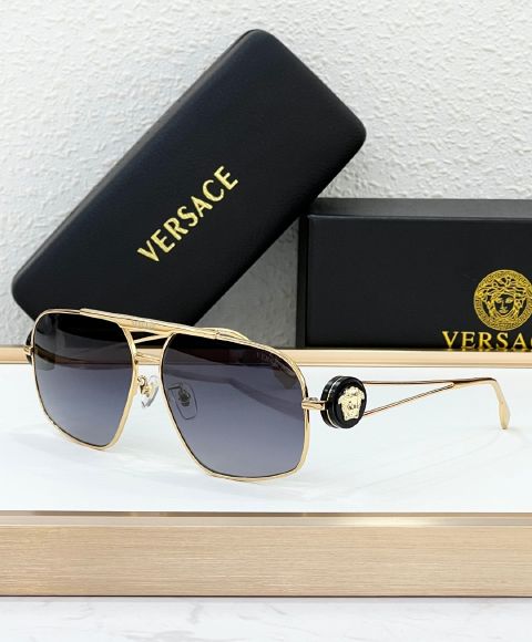 New Model High Quality Versace Sunglasses Imitation