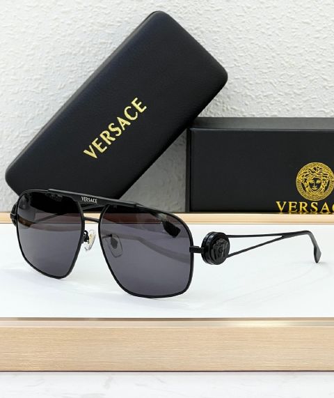 New Model High Quality Versace Sunglasses Imitation