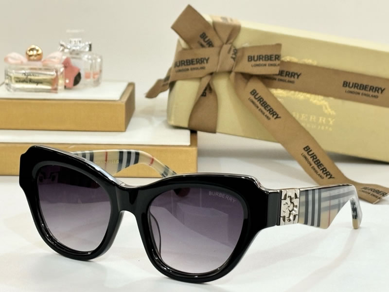 Replica Burerry sunglasses Black with Pattern