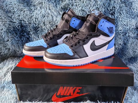 Top Quality High Upper Replica Jordan 1 Sneakers for Men