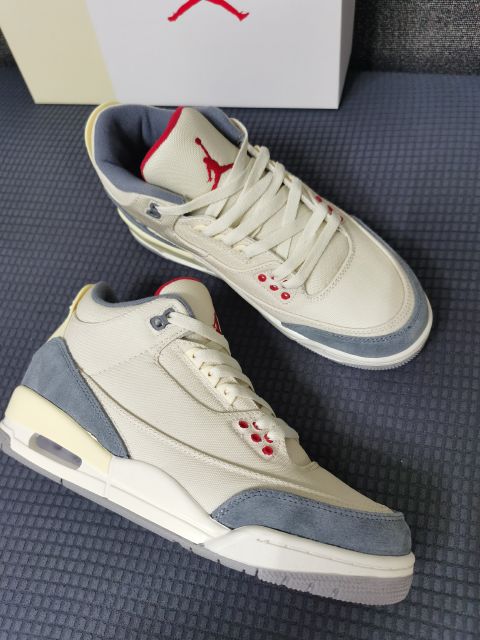 Top Quality Mid Upper Replica Jordan 3 Sneakers for Men